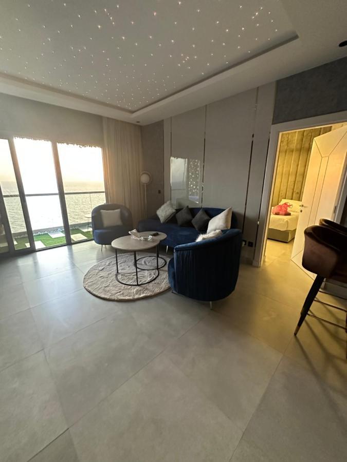برج داماك Damac Apartment